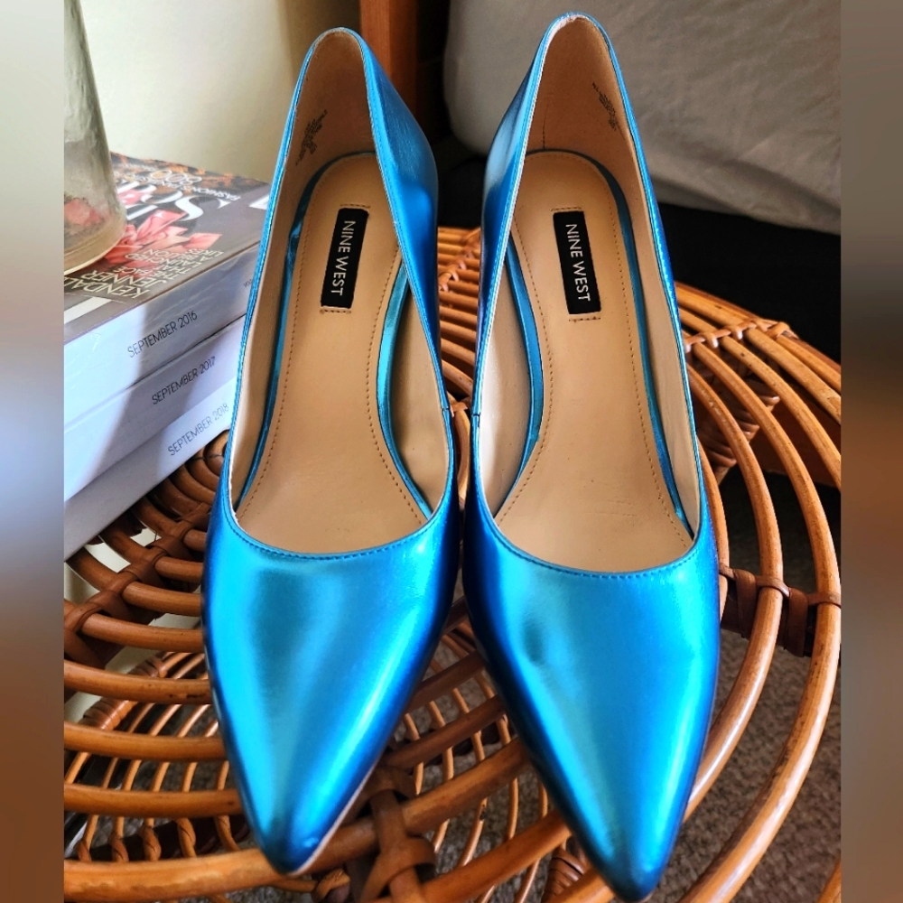 Nine West Blue Metallic Heels - Picture 2 of 11